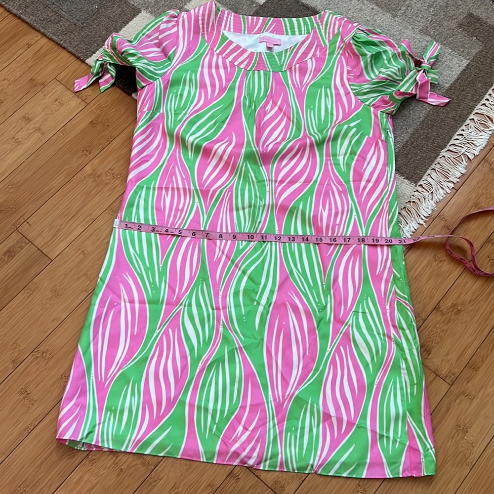 SOLD.  Lilly Pulitzer Dasha Dress silk tailwind size 12 - Picture 8 of 13